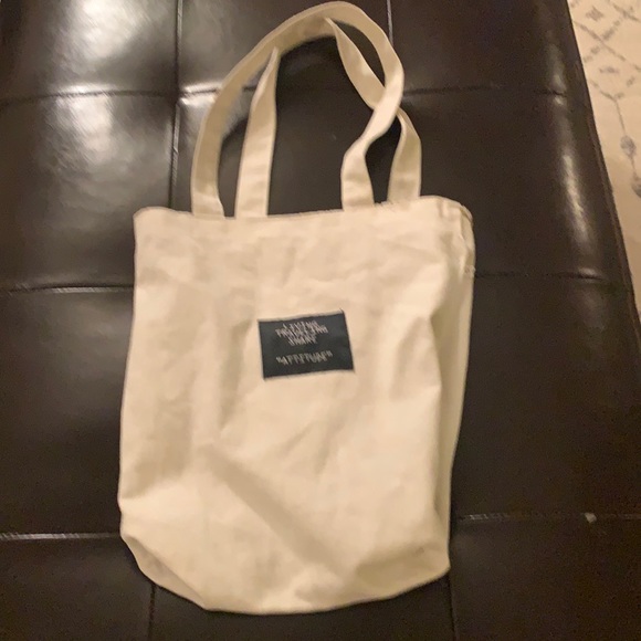 3 for $15💥 Tote Living Traveling Share READ - Picture 6 of 10